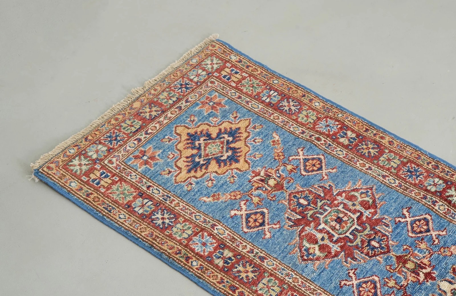 Wise Cosmos Mini Kazak Runner 3
