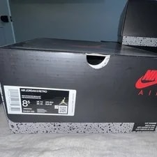 Jordan — Jordan Air 5 Retro Mid Top — Sneaker — resale