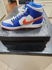 Air Jordan — Air Jordan 1 Mid “Knicks” — Sneaker — resale