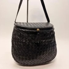 Bottega Veneta — Bottega Veneta Tassel W/ Zip Closure Inner Pocket — Handbag — resale