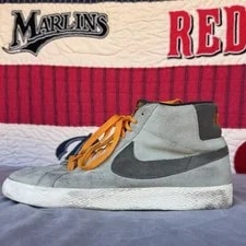 Nike SB — Size 11.5 - Nike SB Zoom Blazer MID Horizon Sequoia 864349-301 — Sneaker — resale