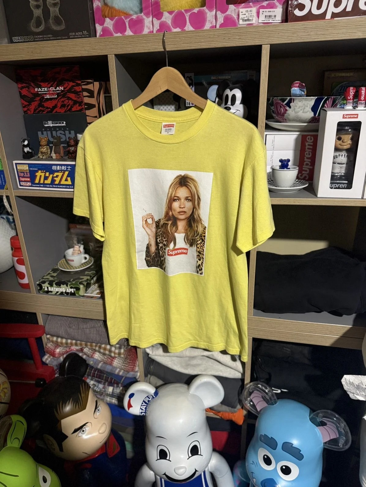 Supreme — Supreme Kate Photo Tee — streetwear — resale