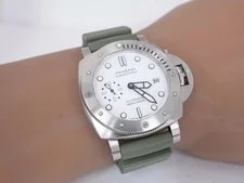 Panerai Submersible PAM01223 2
