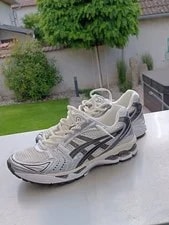 Asics — Size 10 - Asics Gel Kayano 14 — Sneaker — resale