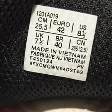 Asics Gel Kayano 14 in 4
