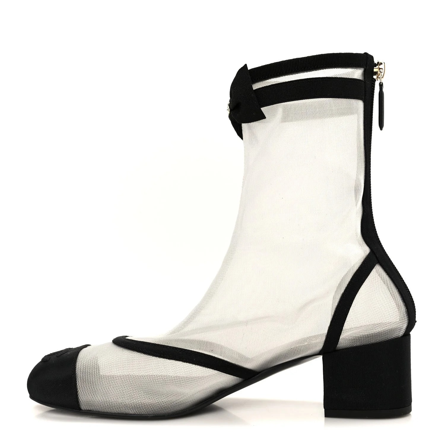 Chanel — Grosgrain CC Cap Toe Ankle 40 — Accessory — resale