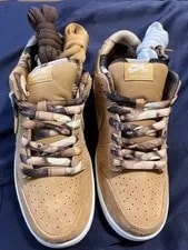 Nike SB — Nike SB Manchester Dunk Low Brew & Biscuits - Flax/ - ’s Sizw 10 — Sneaker — resale