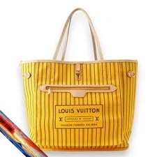 Louis Vuitton — Louis Vuitton Neverfull Reversible — Handbag — resale