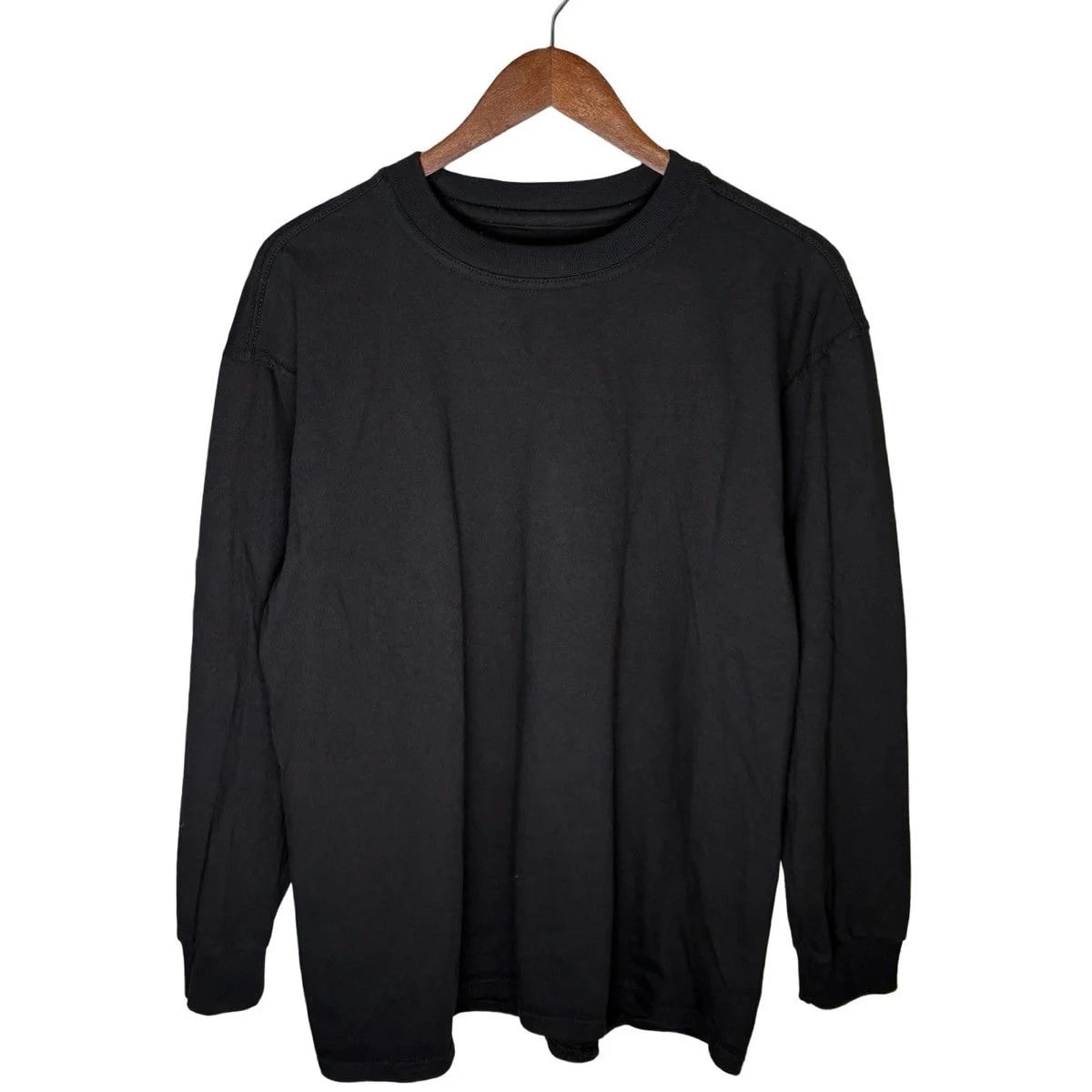 Y2K Russell Athletics Blank LS Shirt L — streetwear — resale