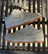 Nike SB — Size 5 Nike SB Dunk Low Pro B Pale 6.5 ’S — Sneaker — resale