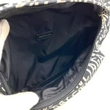 Balenciaga Wave Logo Body Waist Limited Edition Auth 4