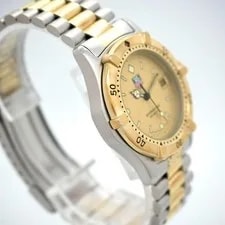 Working TAG Heuer Professional Gold Diver 4