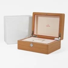 Omega Seamaster Planet Ocean 600M 217.32.42.21.01.001 Box/Paper 4