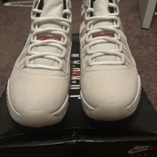 Size 9.5 - Air Jordan 11 Retro Tint 3