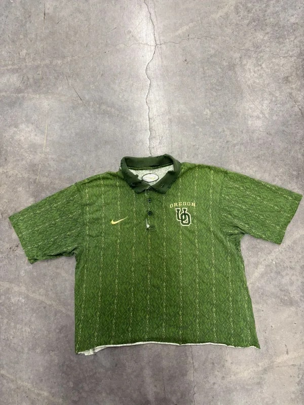 Nike — Nike Oregon Ducks Polo Shirt Large Distressed — streetwear — resale