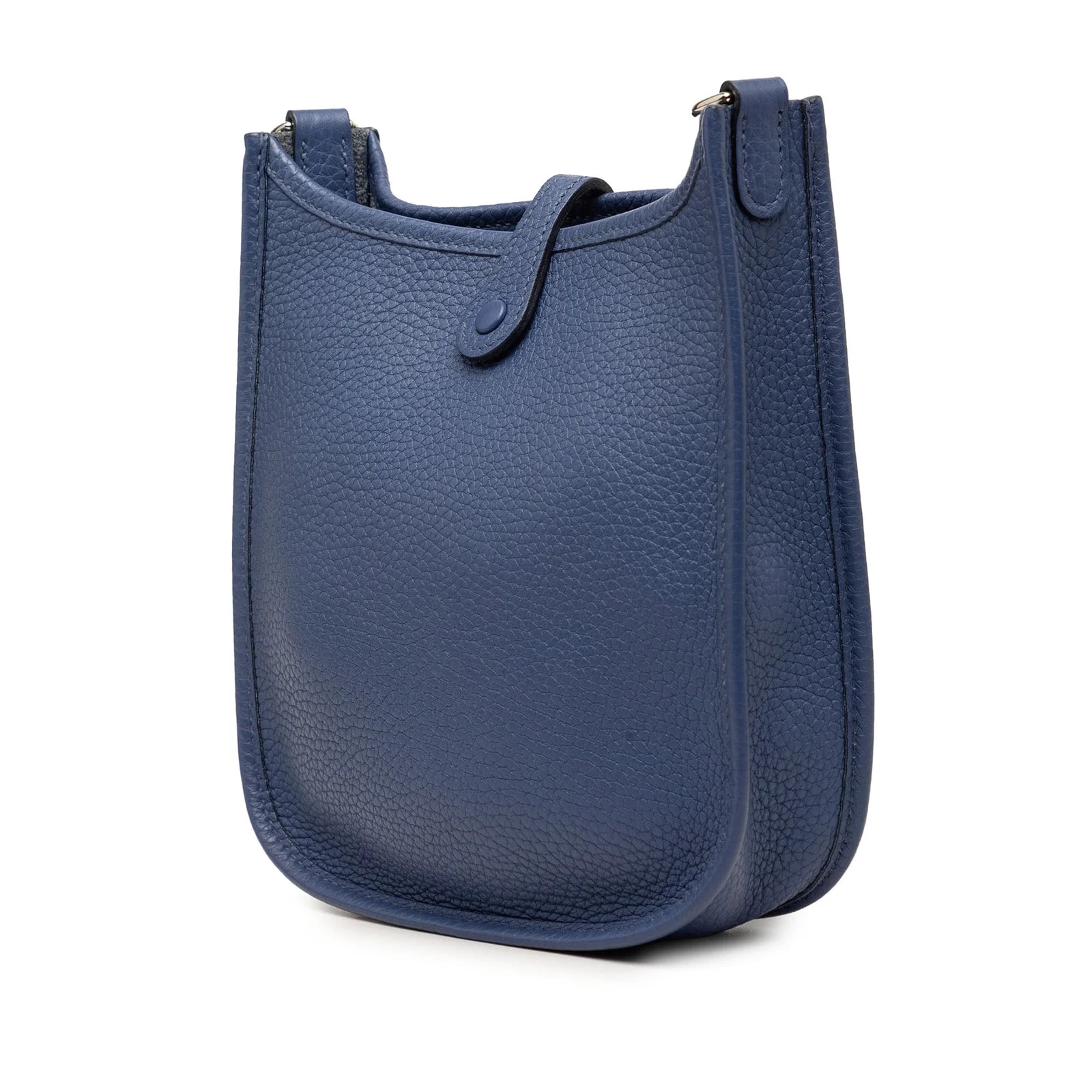 Evelyne 16 Amazone 2