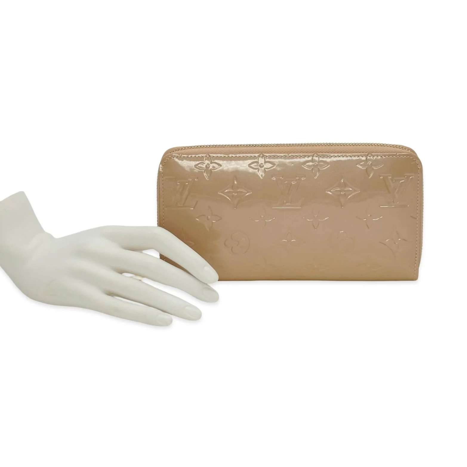 Louis Vuitton Vernis Zippy Wallet 2