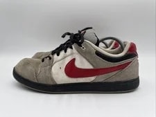 Nike SB Hustle Size 11.5 2010 369189-006 Read 2