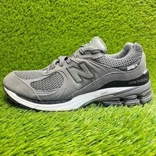 New Balance 2002R Size 9.5 Athletic Running Shoes 3