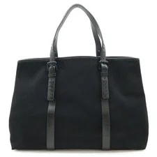 Bottega Veneta — Bottega Veneta Vernice — Handbag — deal