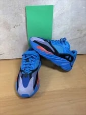 Size 7.5 - Adidas Yeezy Boost 700 Hi-Res 2