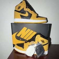 Jordan — Jordan 1 Retro High OG High — Sneaker — resale