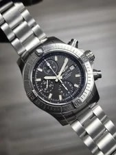Breitling — Breitling Avenger Chronograph 43mm Black Stainless Automatic A13385 W — Watch — resale