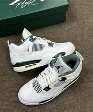 Jordan — Air Jordan 4 Retro Oxidized — Sneaker — resale
