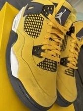 2021 Air Jordan 4 Retro Lightning 4