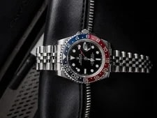 Rolex GMT-Master II 16710 Silver Oyster Bracelet With Red and Blue Bezel 2