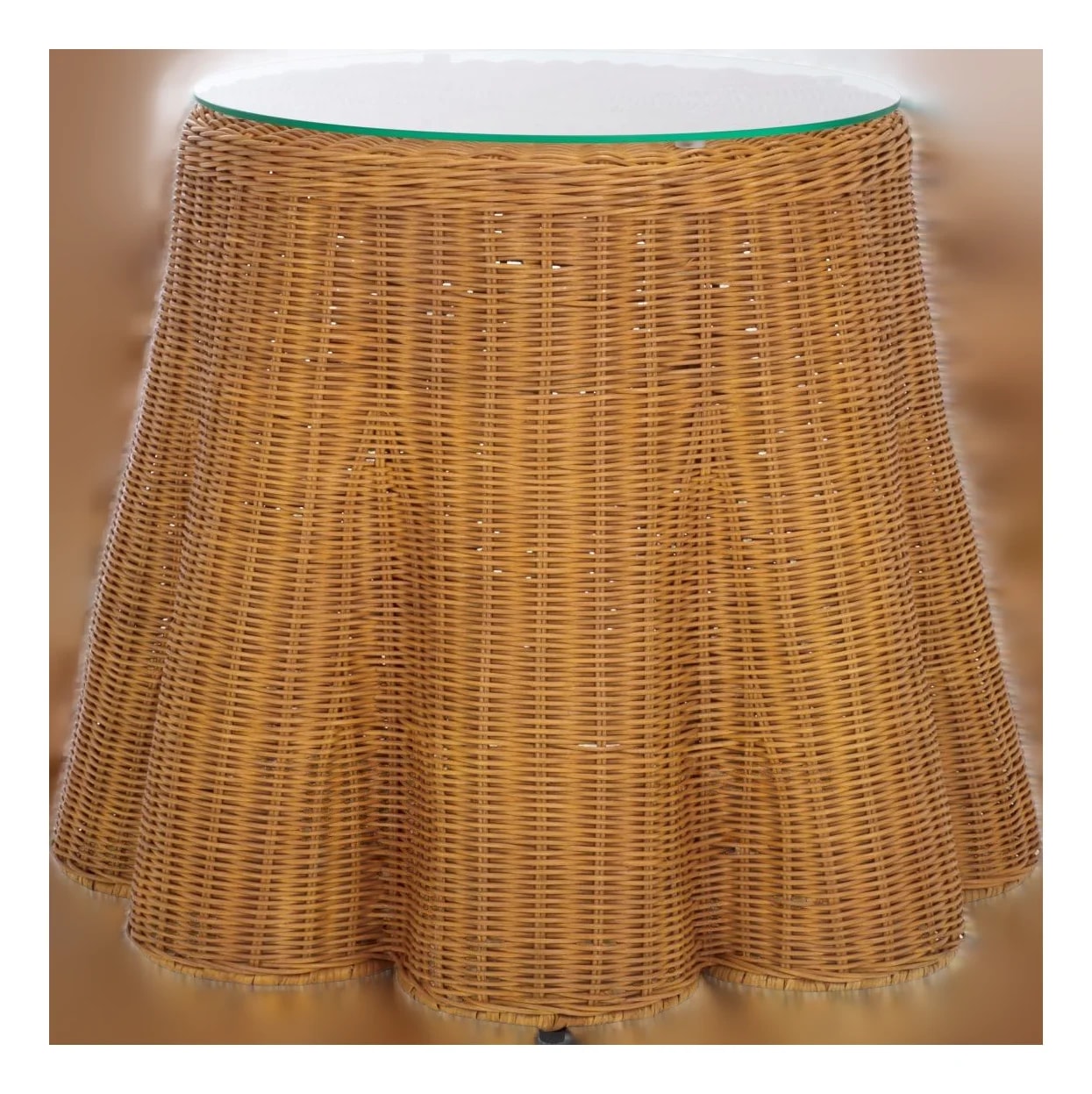 Spritely Home — Hylda Scalloped Round Accent in — Furniture — resale