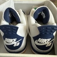Air Jordan 4 Retro SB 4