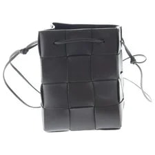 Bottega Veneta — Bottega Veneta Size - Cassette Small Bucket 680218 US — Handbag — resale