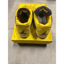 Jordan 4 Retro Lightning 3
