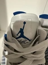 Air Jordan 4 “Military ” (2024) – Size 11 (Vnds / OG Box) 3