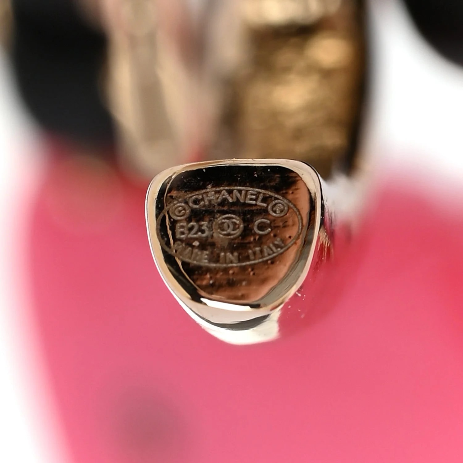 Metal Resin Quilted CC Turnlock Chain Flap Bag Hoop 4