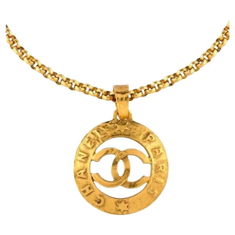 Chanel — Statement Chanel CC Paris Large Chain — Jewelry — resale
