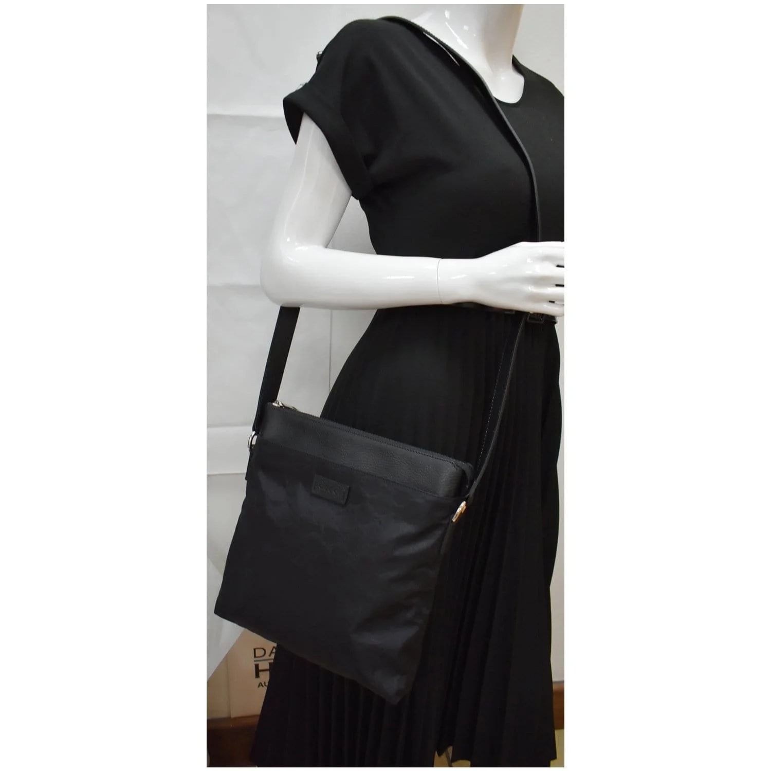 Gucci GG Small Messenger 510342 2