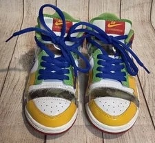Nike SB — Nike SB Dunk Low OG QS Size 5.5 7 Sandy Bodecker eBay FD8777-100 — Sneaker — resale