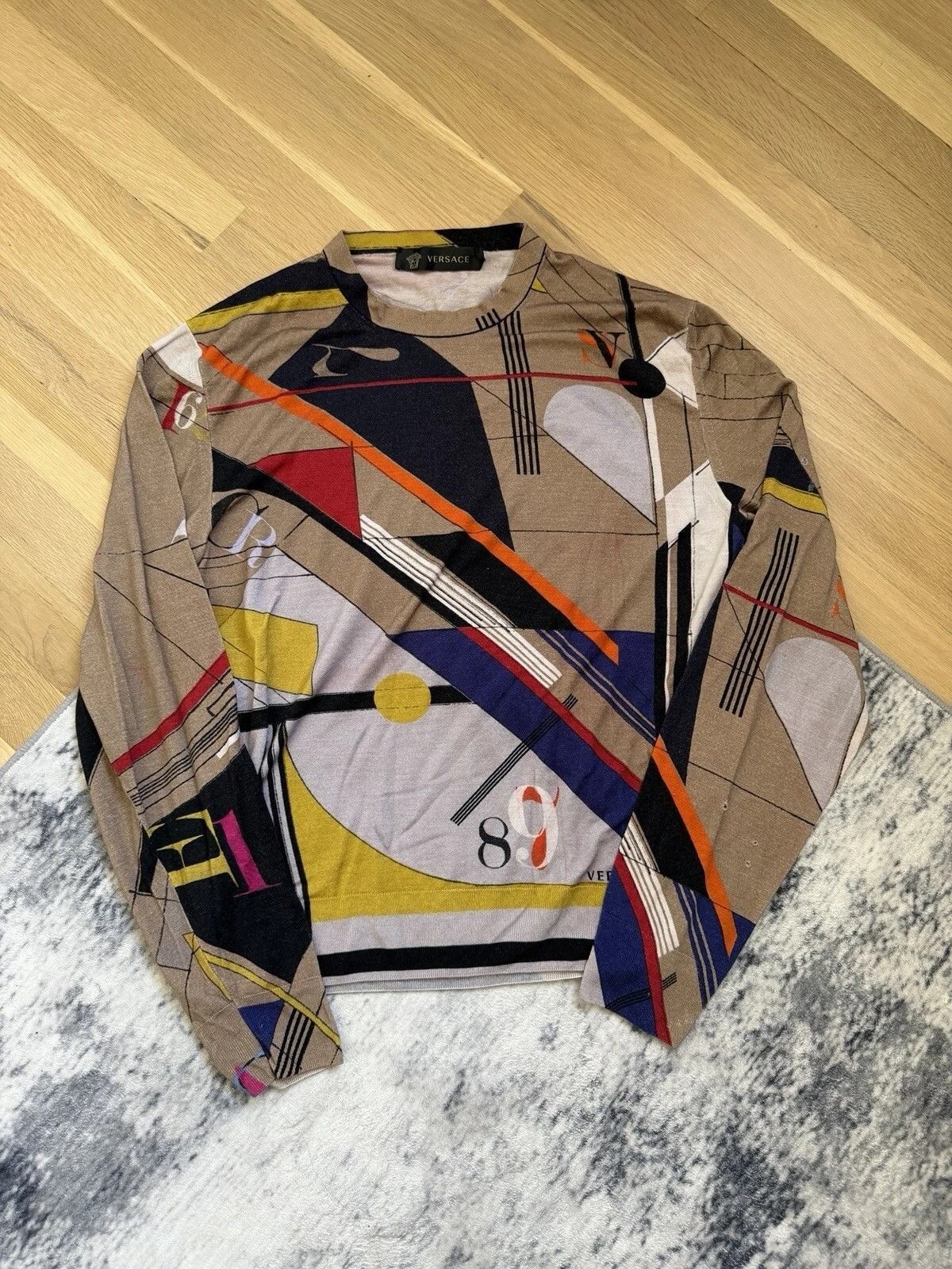 Versace — Versace Abstract Bauhaus Longsleeve Lightweight Sweater L — streetwear — resale
