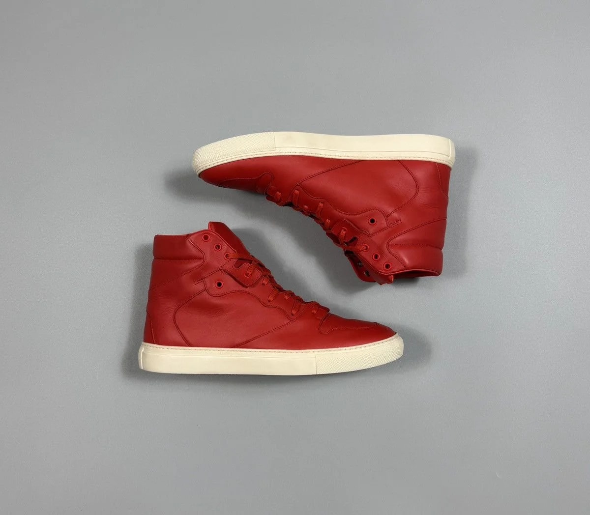 Balenciaga — Balenciaga Monochrome High Top — Sneaker — resale
