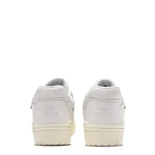 New Balance 550 Sea Salt 4