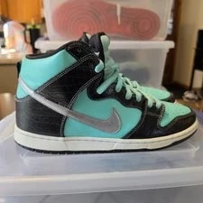 Nike SB Dunk Tiffany 3