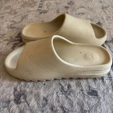 ’S Yeezy Slides 3