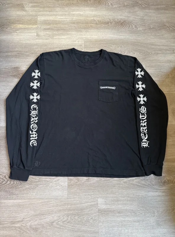 Chrome Hearts — Hearts Plus Logo L/S Size XL Preowned — streetwear — resale