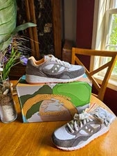 Saucony — Saucony X Maybe Tomorrow X 6000 “Hare” / S70682-2 — Sneaker — resale