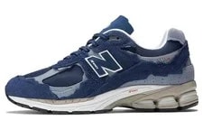 New Balance — New Balance 2002R Protection Pack M2002RDK — Sneaker — resale