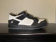 Nike SB — Size 9.5 - Nike SB Dunk Low Pro X Jeff Staple 2019 — Sneaker — resale