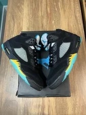 Jordan — Size 9 - Jordan 5 Retro Mid — Sneaker — resale