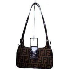 Fendi — Fendi Mamma Baguette Flap 26767 Au — Handbag — resale
